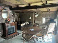 Pressey House Lakeside Bed & Breakfast