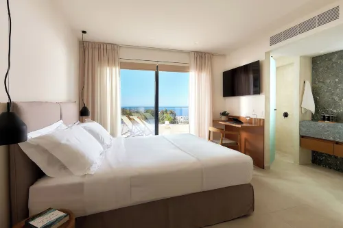 The Nook - Luxury Living at the Edge of Tranquility