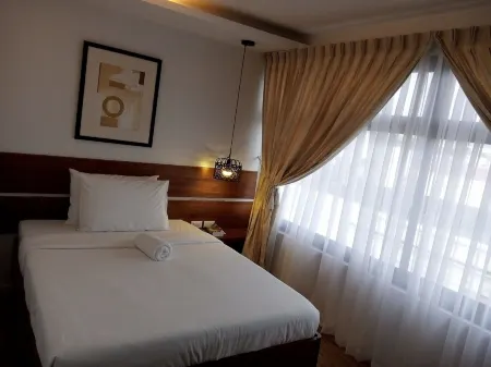 Anbero Inn Отели в г. Кэйтарман