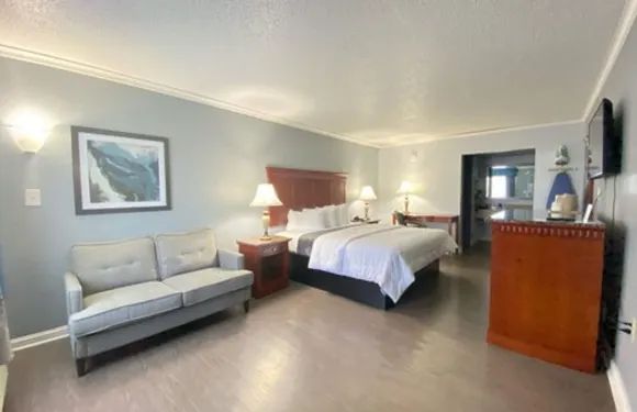 夸特斯套房旅館