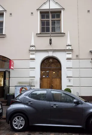 2Ndhomes Bright 1Br Home in the Center Отели рядом с достопримечательностью «Suomenlinna Church (Suomenlinnan Kirkko)»