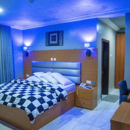 Kelin Hotel & Suite