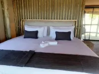 Xhabe Safari Lodge Chobe - Balcony