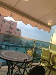 Embassy Aparthotel - Scenic