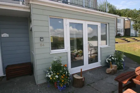 Freshwater Bay Holiday Cottages