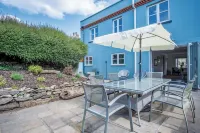 Angle Adventures - 4 Bedroom Cottage - Angle Hotels in Angle