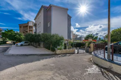 Apartments Kristina Hotels in Mimice