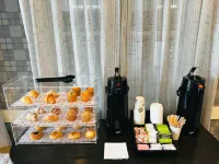 Hotel Fiona – No Resort Fee - breakfast