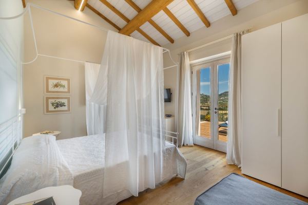 Tenuta Petra Bianca