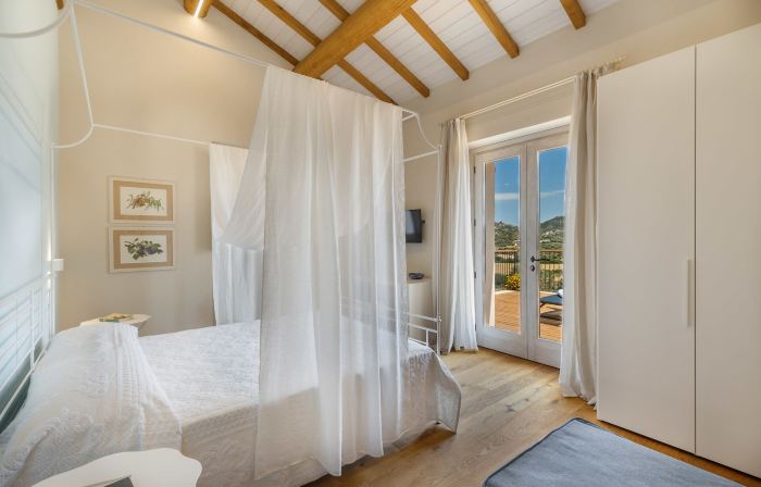Tenuta Petra Bianca