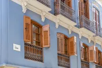 Apartamentos Líbere Málaga Teatro Romano Hotels near Málaga Roman Theatre