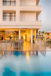 North Gate Hotel - Pools