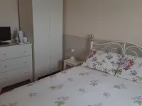 Cameron Court B&B Hotels in Flamborough