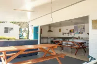 พักผ่อนที่ BIG4 Perth Midland Tourist Park