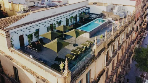 Aquitania Home Suites - Apartments