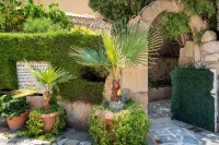 Apollonia Hotel Apartments