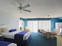 Shoreline Island Resort - Exclusively Adult Hotels in Madeira Beach