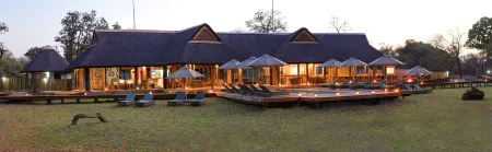 Fathala Wildlife Reserve Отели в г. Фундиунь