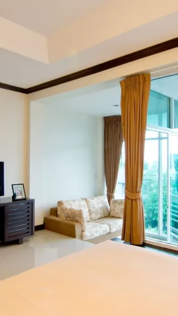 ห้องดีลักซ์ เตียงใหญ่ 1 เตียง วิวทะเล