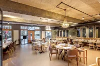 Vistay Apartments Hotels in Bour