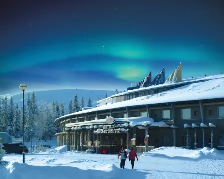 Lapland Hotels Luostotunturi & Amethyst Spa Hotels in Northern Lapland