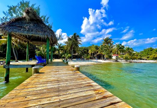 3. 아주르 델 마르..