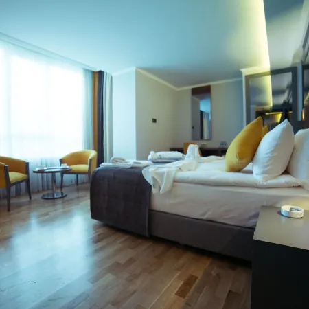 Ankacity Suit Flat