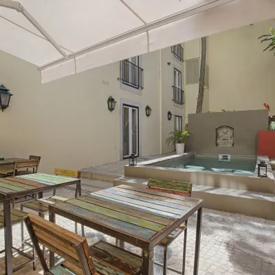 Dear Lisbon - Charming House Отели рядом с достопримечательностью «Рынок Рибейра»