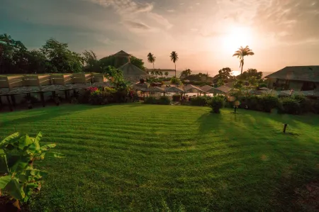 Mount Irvine Bay Resort Отели в г. Buccoo