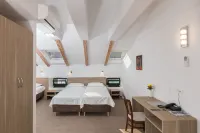 Hotel Vimbula Hotels in Rozat