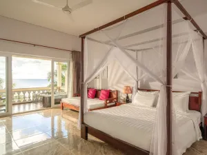 Sea Sense Resort