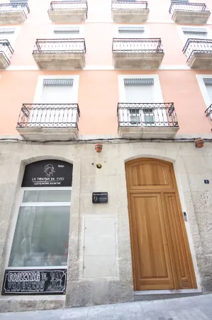 Apartamentos Tito San Agustin Отели в г. L'Alacanti