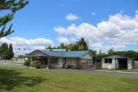 Fairy Springs Motel