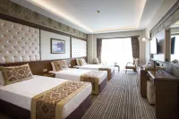 Grand Altuntas Hotel Hotels near Fatih Cami