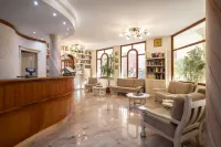 Lola Piccolo Hotel e Appartamenti