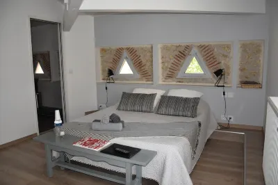 Domaine de Calbiac - on the Boardwalk Hotels in Bias