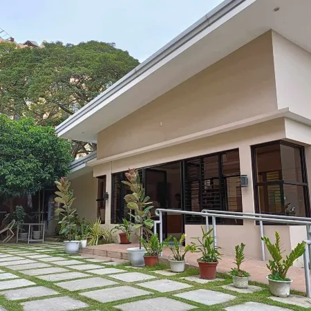 Claytown Pension House