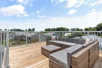 The Birch Hotels in Bloomfield