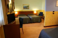 Hotel Majestic Hotels in Opera