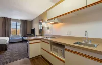 Studio 6 Extended Stay Minneapolis Airport Eagan North MN