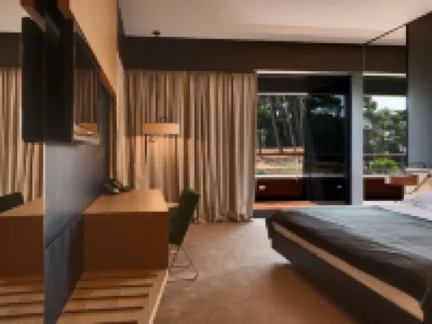 Lone Hotel by Maistra Collection فنادق في روفينج