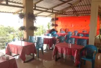 Strawberry County Hotels in Bhilar