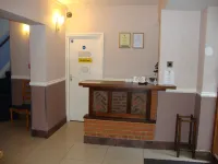 Gainsborough Lodge Hotel di Horley