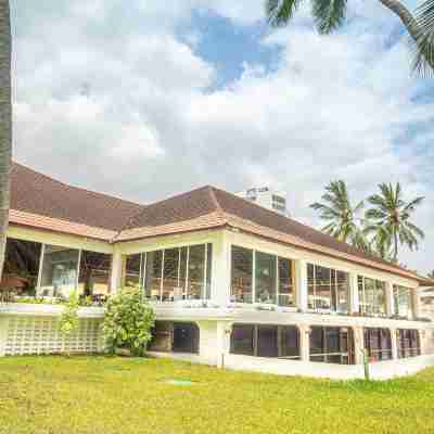 Sun N Sand Resort & Conventional Center Hotel Exterior