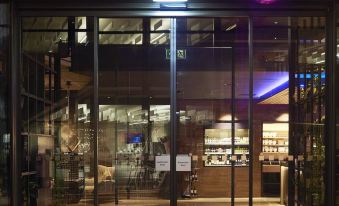 Moxy York