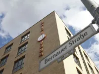 H+致青春飯店 柏林圍牆公園（Mauerpark）附近的飯店