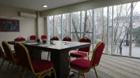 Days Inn & Suites by Wyndham la Plata - bar