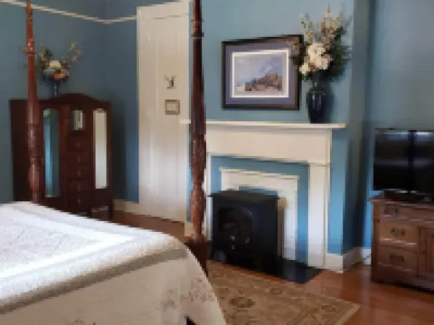 The Carriage Inn B&B Hotels in Jefferson County