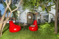 Amore Hotel Teki̇Rova