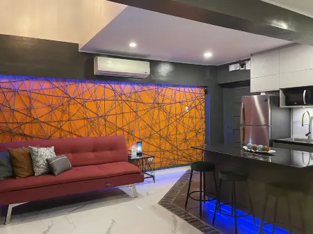 Clockworkorange Luxury Suites Отели рядом с достопримечательностью «Мактан»